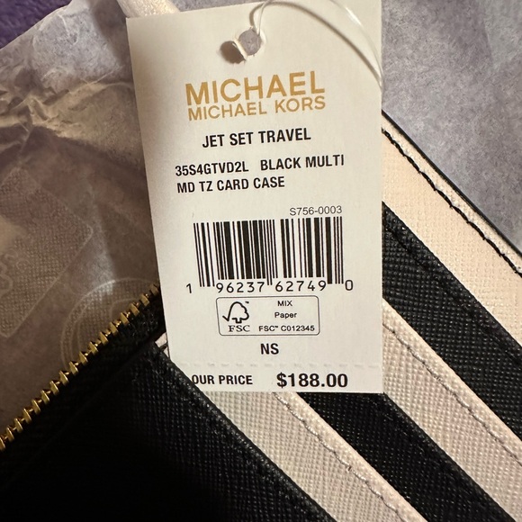 Michael Kors Black and Cream Card Holder - Picture 3 of 5